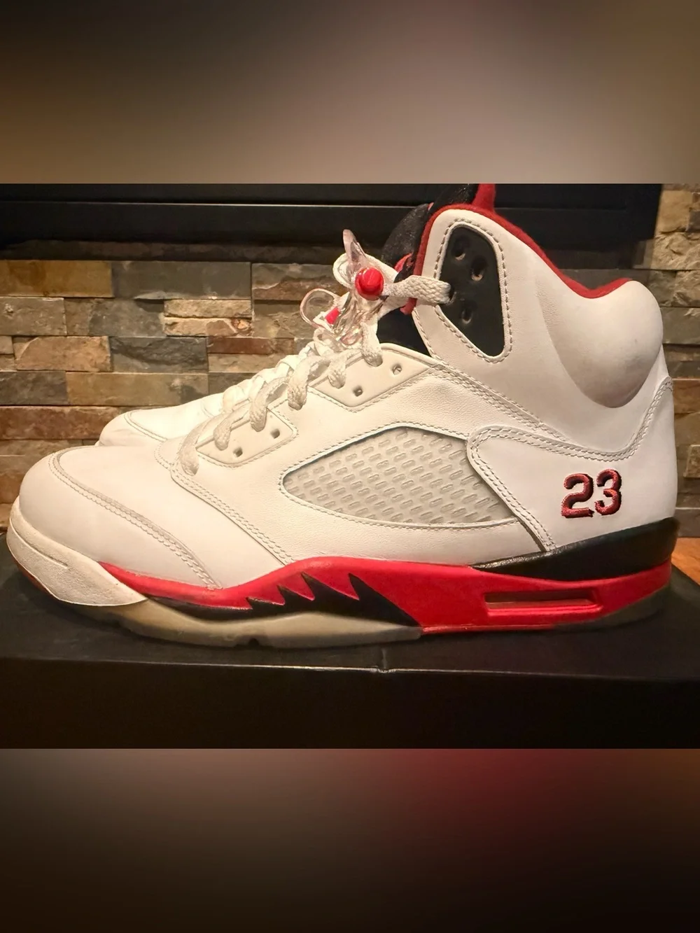 Jordan classic white